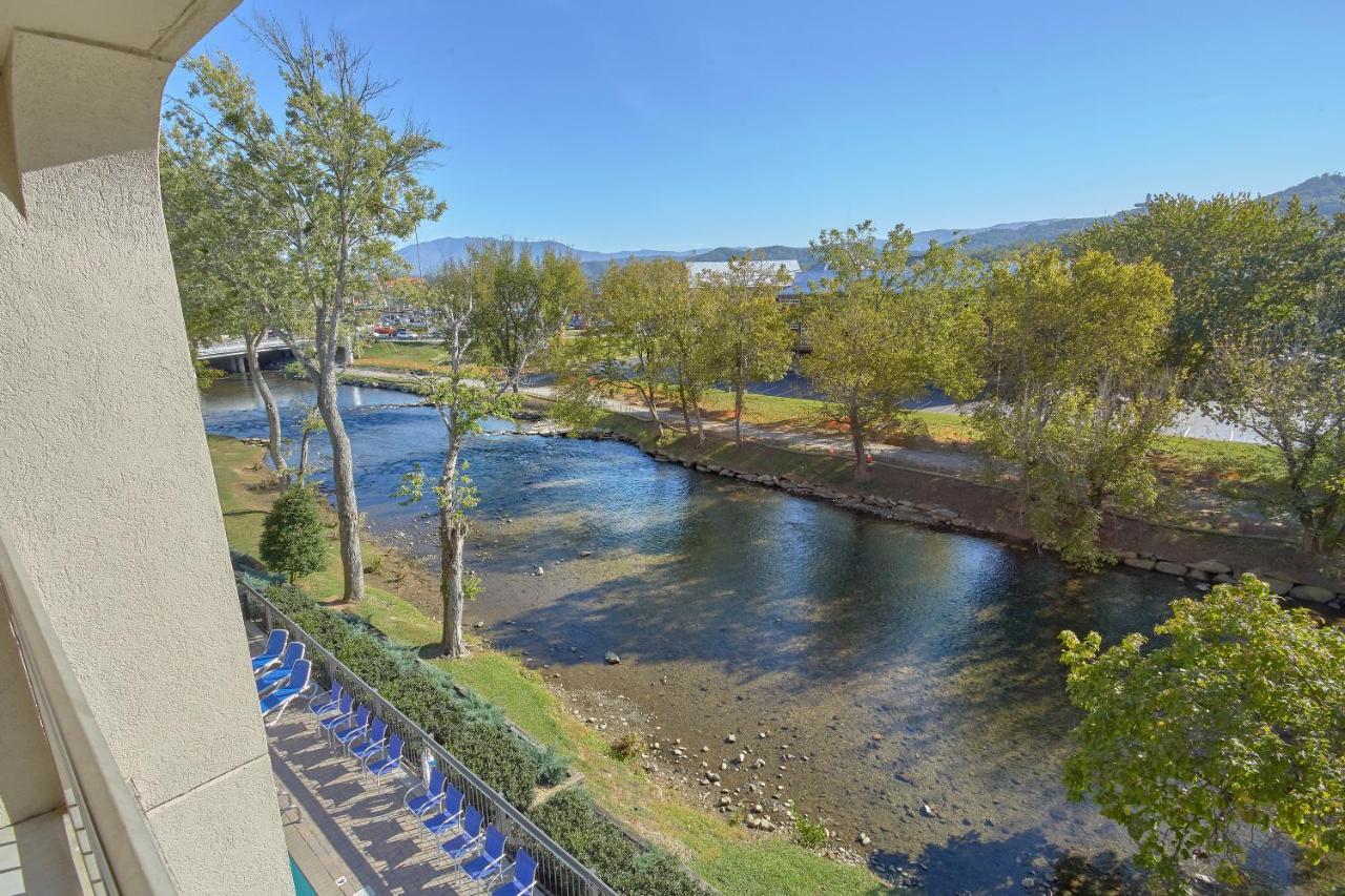The Inn On The River Pigeon Forge Eksteriør bilde